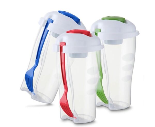 VASO ENSALADERO 800ml plástico con cubierto y recipiente adicional.