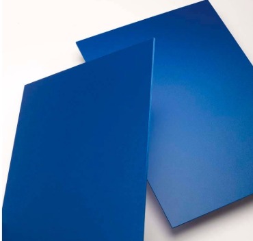 PVC azul 3mm 122x244 cms.