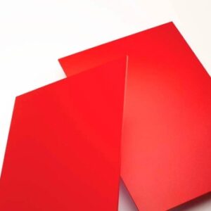PVC rojo 3mm. 122x244 cms